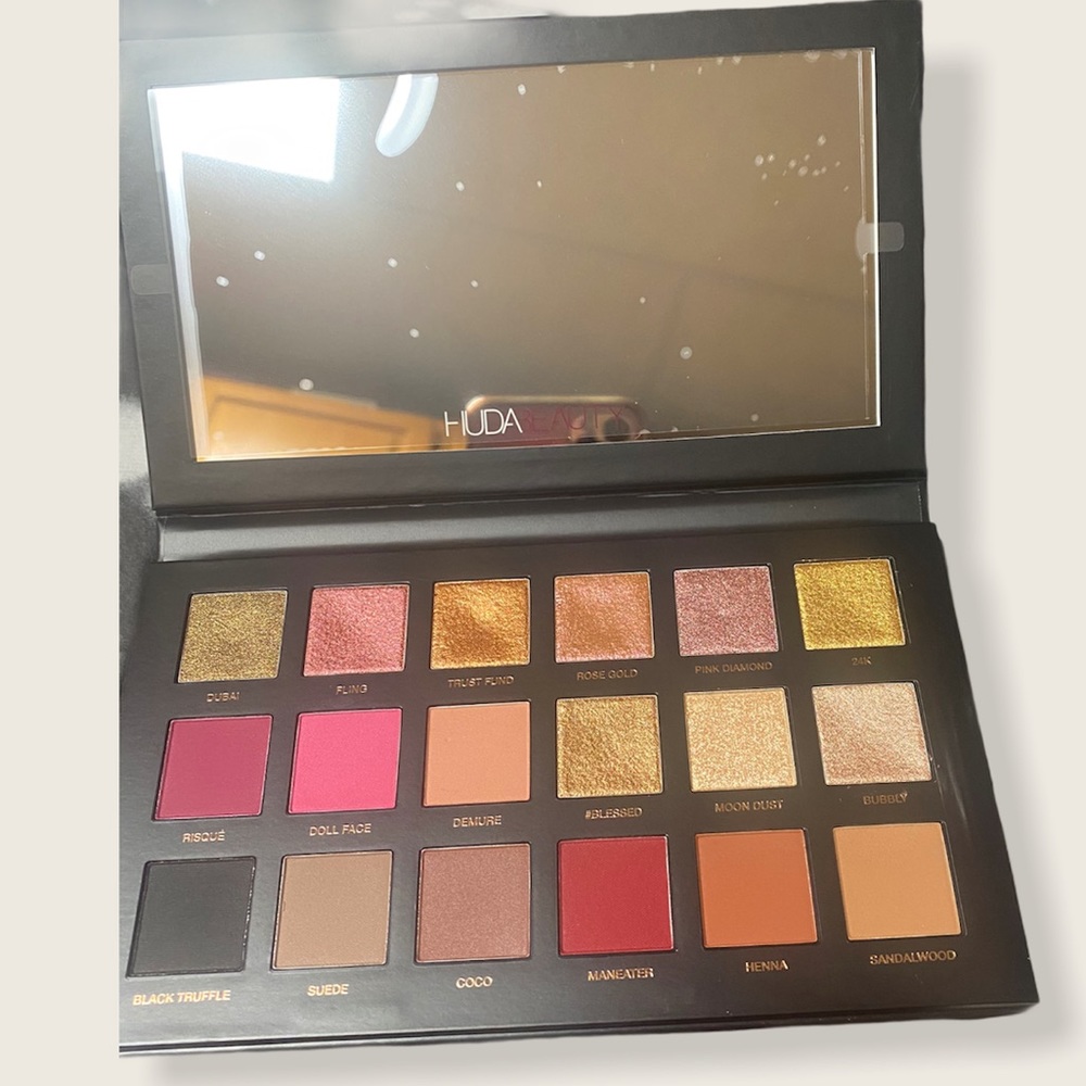 Huda beauty rose gold remastered - Picture 4 of 4